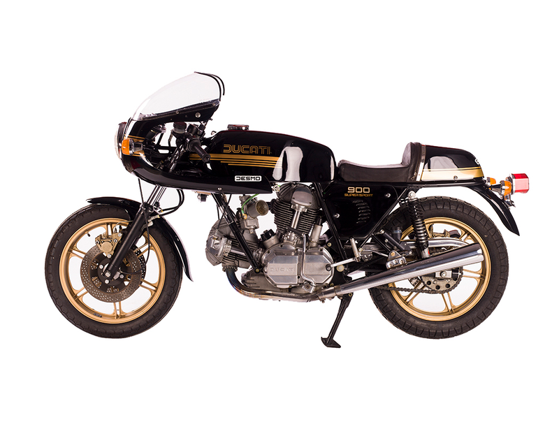 Illustration for article titled Vacant NYC Store Turned Into A Treasure Trove Of Beautiful Motorcycles